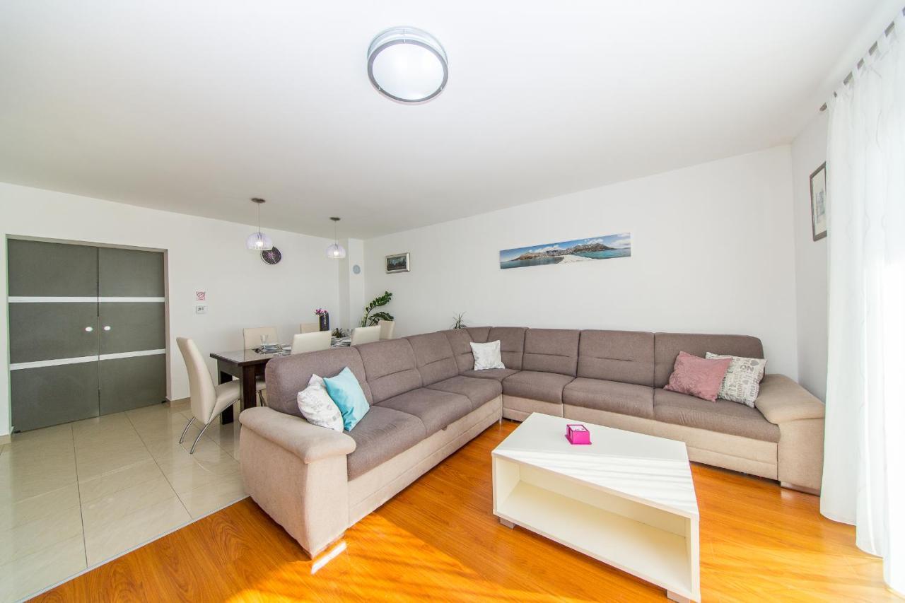 Apartment Luni Lokva Rogoznica Esterno foto
